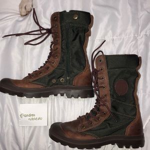 Size 7 Palladium boots hunter green and brown